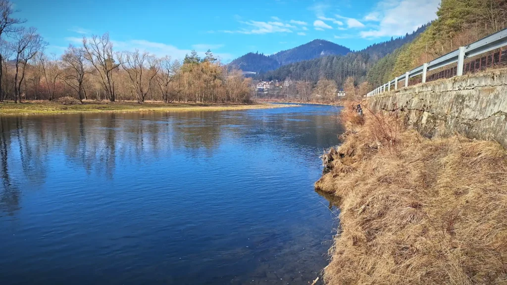 dunajec-spinning-marcowe-pstragi
